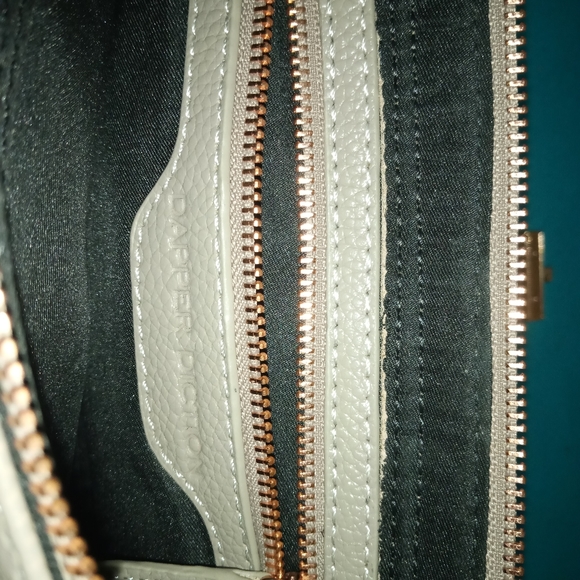 DAPPER DICTION HAND PURSE - Picture 3 of 5